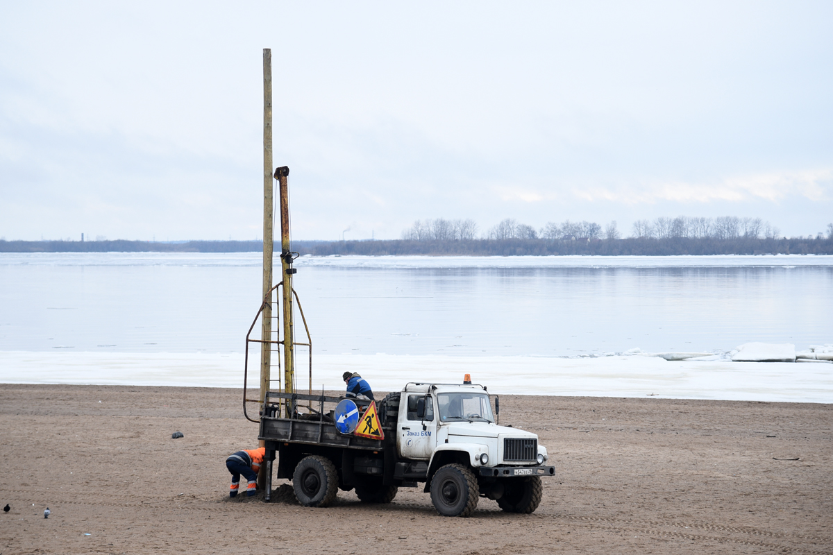 Архангельская область, № Н 547 ЕЕ 29 — ГАЗ-3308 «Садко»