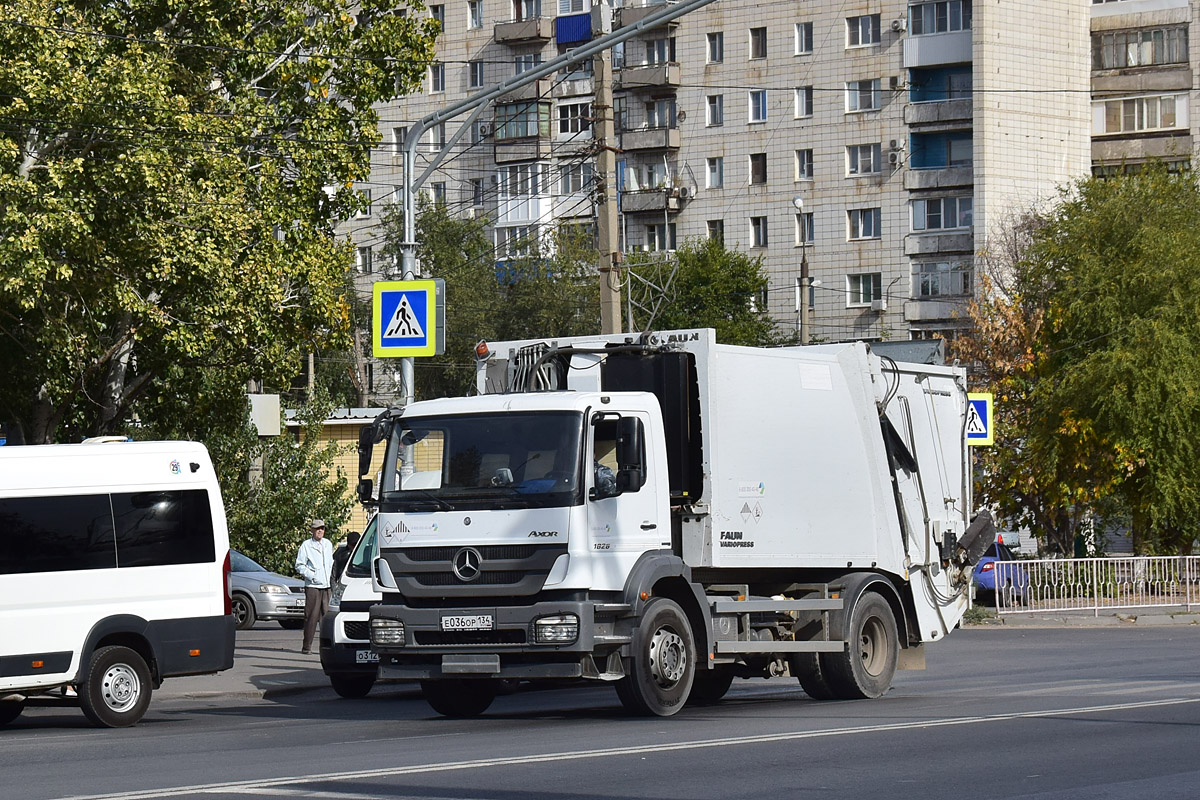 Волгоградская область, № Е 036 ОР 134 — Mercedes-Benz Axor 1826 [Z9M]