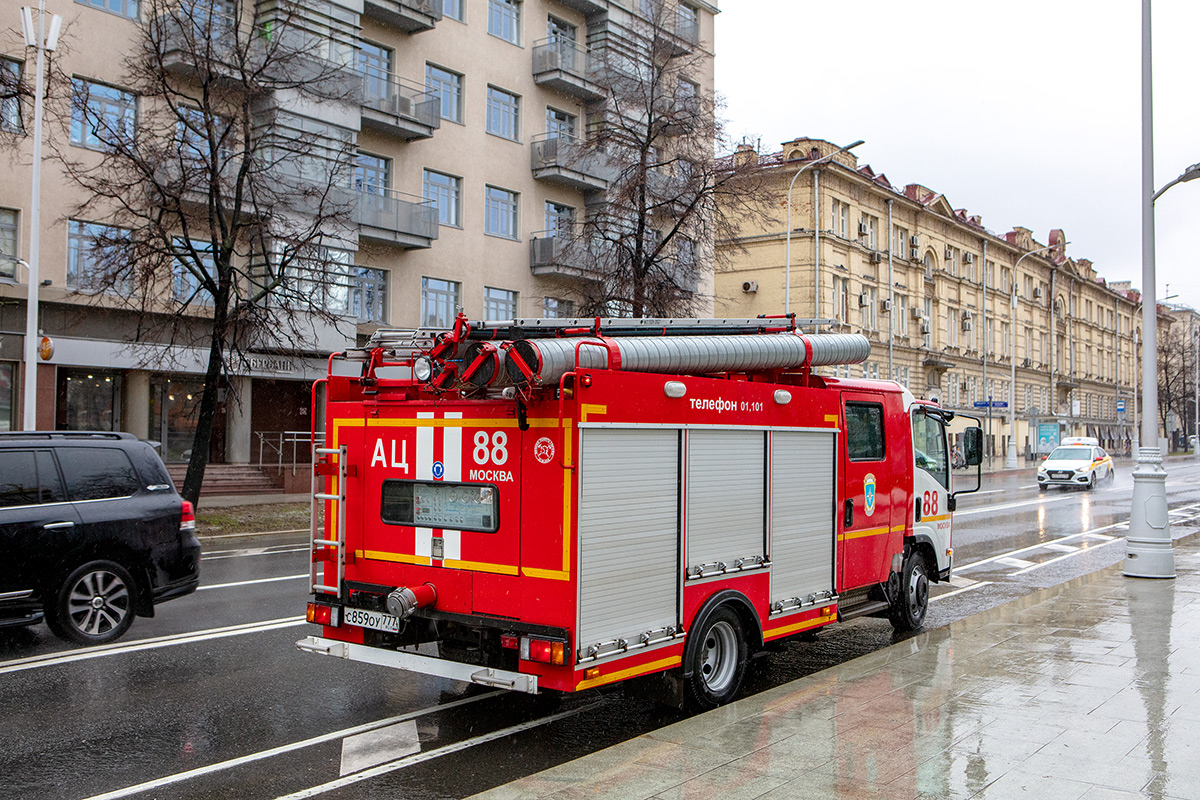 Москва, № С 859 ОУ 777 — Isuzu NРR75 [Z7X]