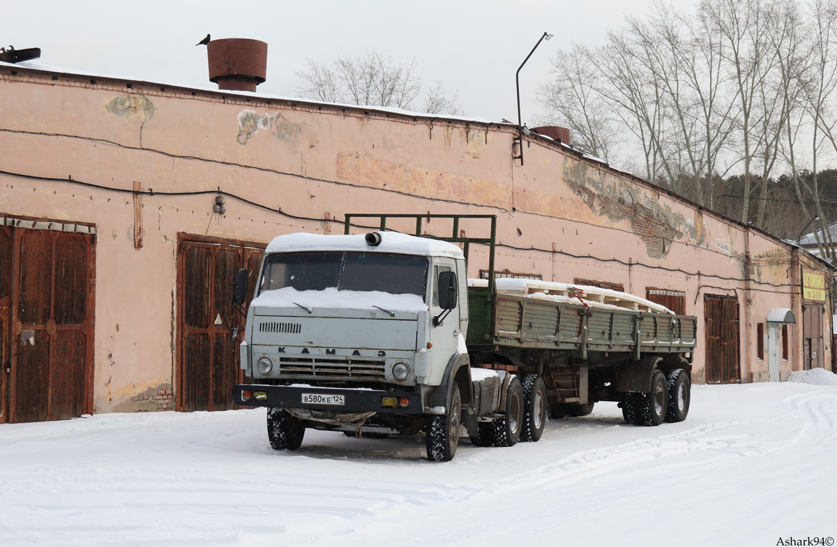 Красноярский край, № В 580 КЕ 124 — КамАЗ-5410; Красноярский край, № МР 8341 24 — ОдАЗ (общая модель)