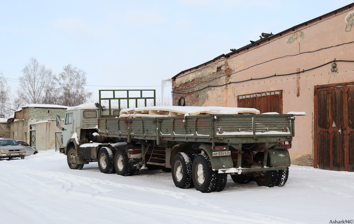 Красноярский край, № В 580 КЕ 124 — КамАЗ-5410; Красноярский край, № МР 8341 24 — ОдАЗ (общая модель)