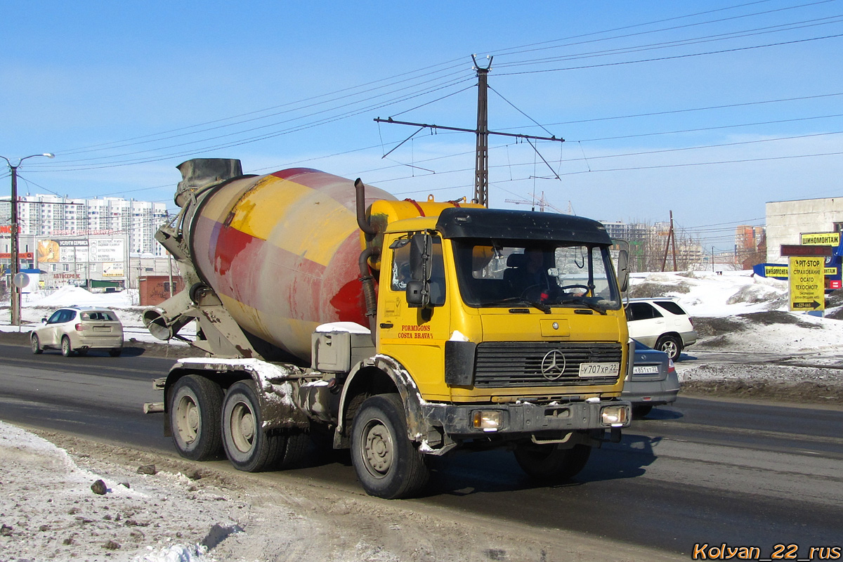 Алтайский край, № У 707 ХР 22 — Mercedes-Benz NG (общ. мод.)