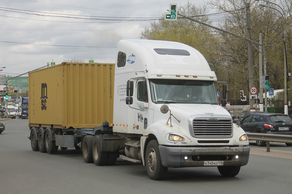 Санкт-Петербург, № Е 340 АО 178 — Freightliner Columbia