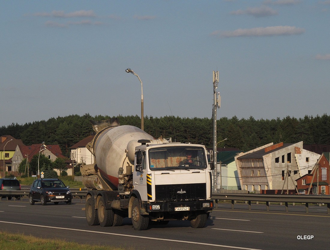 Минск, № АА 6742-7 — МАЗ-6303 (общая модель)