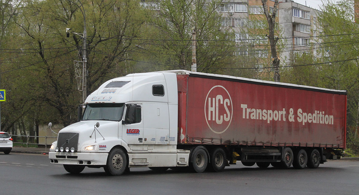 Московская область, № К 081 ВК 150 — Volvo VNL660