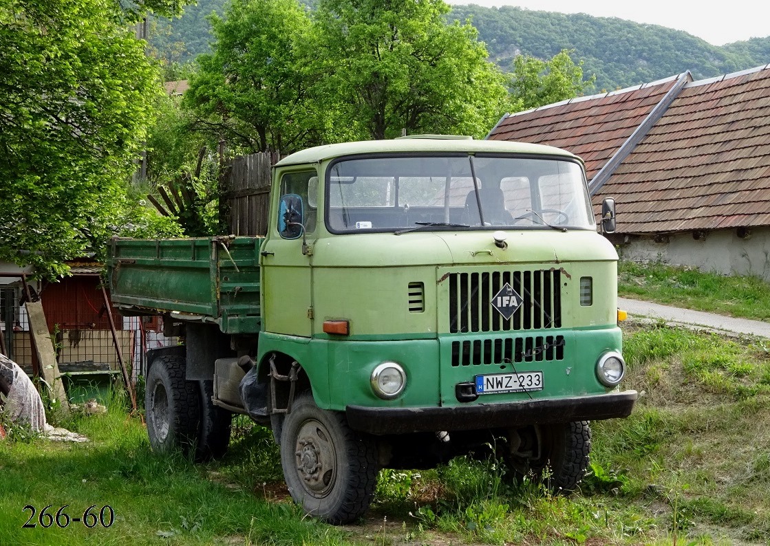 Венгрия, № NWZ-233 — IFA W50LA/K, LA/Z