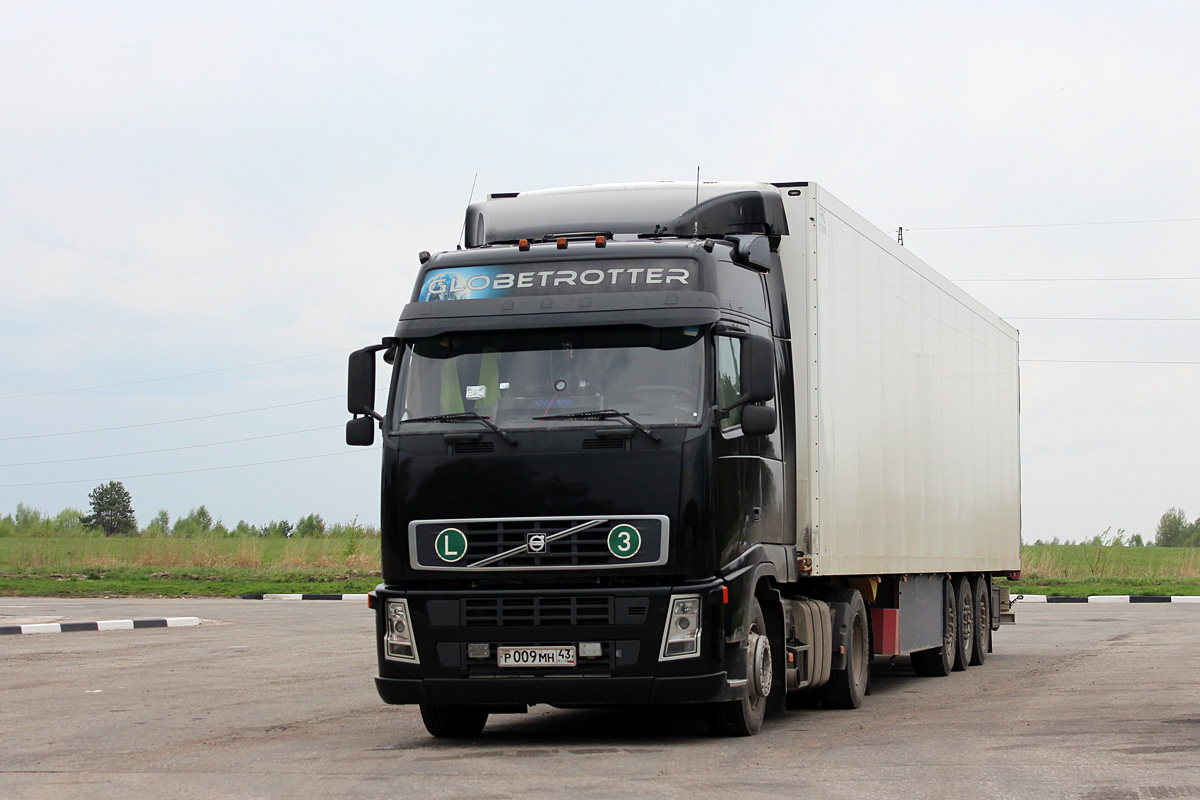 Кировская область, № Р 009 МН 43 — Volvo ('2002) FH12.400