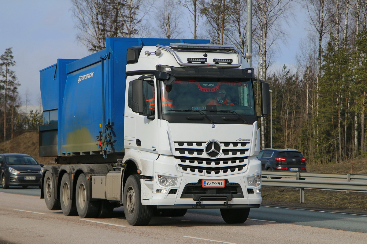 Финляндия, № VZY-291 — Mercedes-Benz Arocs (общ.м)