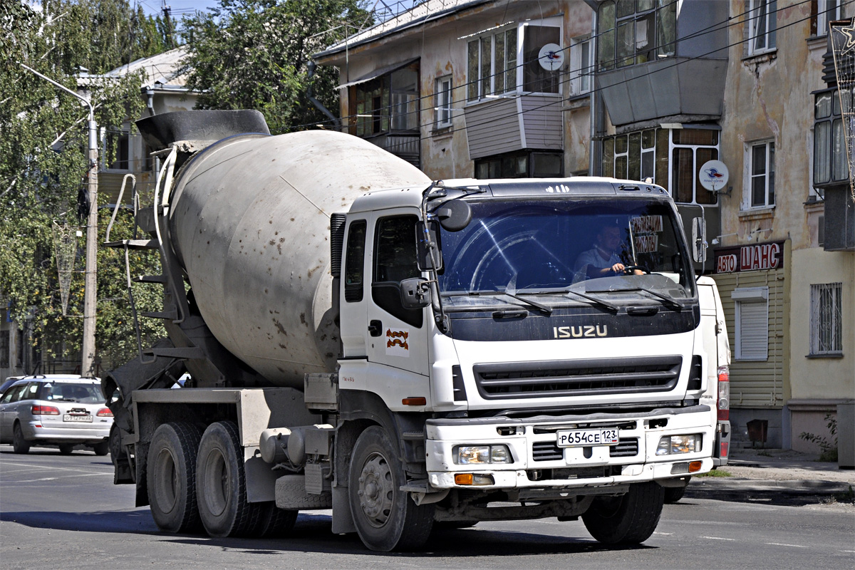 Алтайский край, № Р 654 СЕ 123 — Isuzu Giga CYZ