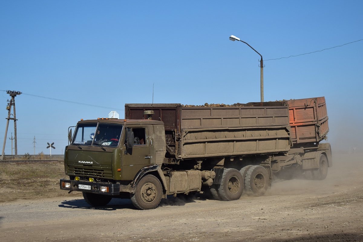 Алтайский край, № Е 175 КУ 22 — КамАЗ-5320