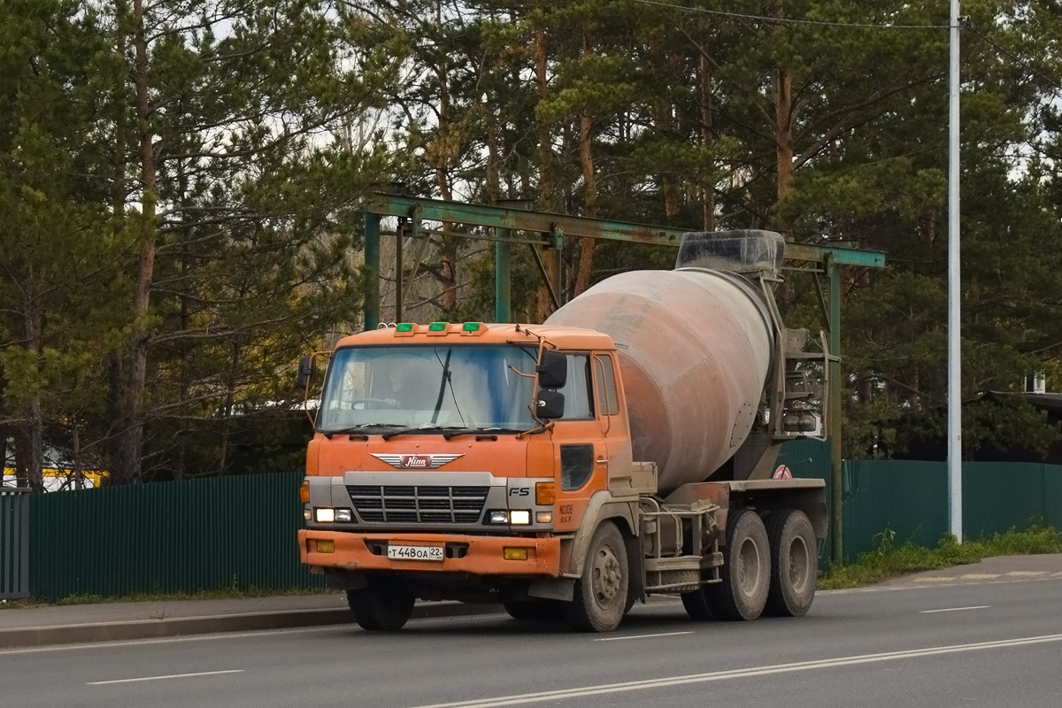 Алтайский край, № Т 448 ОА 22 — Hino FS