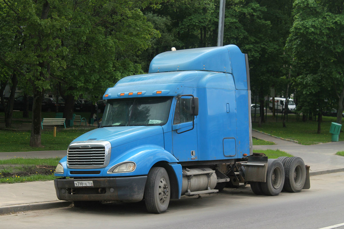 Москва, № Х 398 ТЕ 199 — Freightliner Columbia