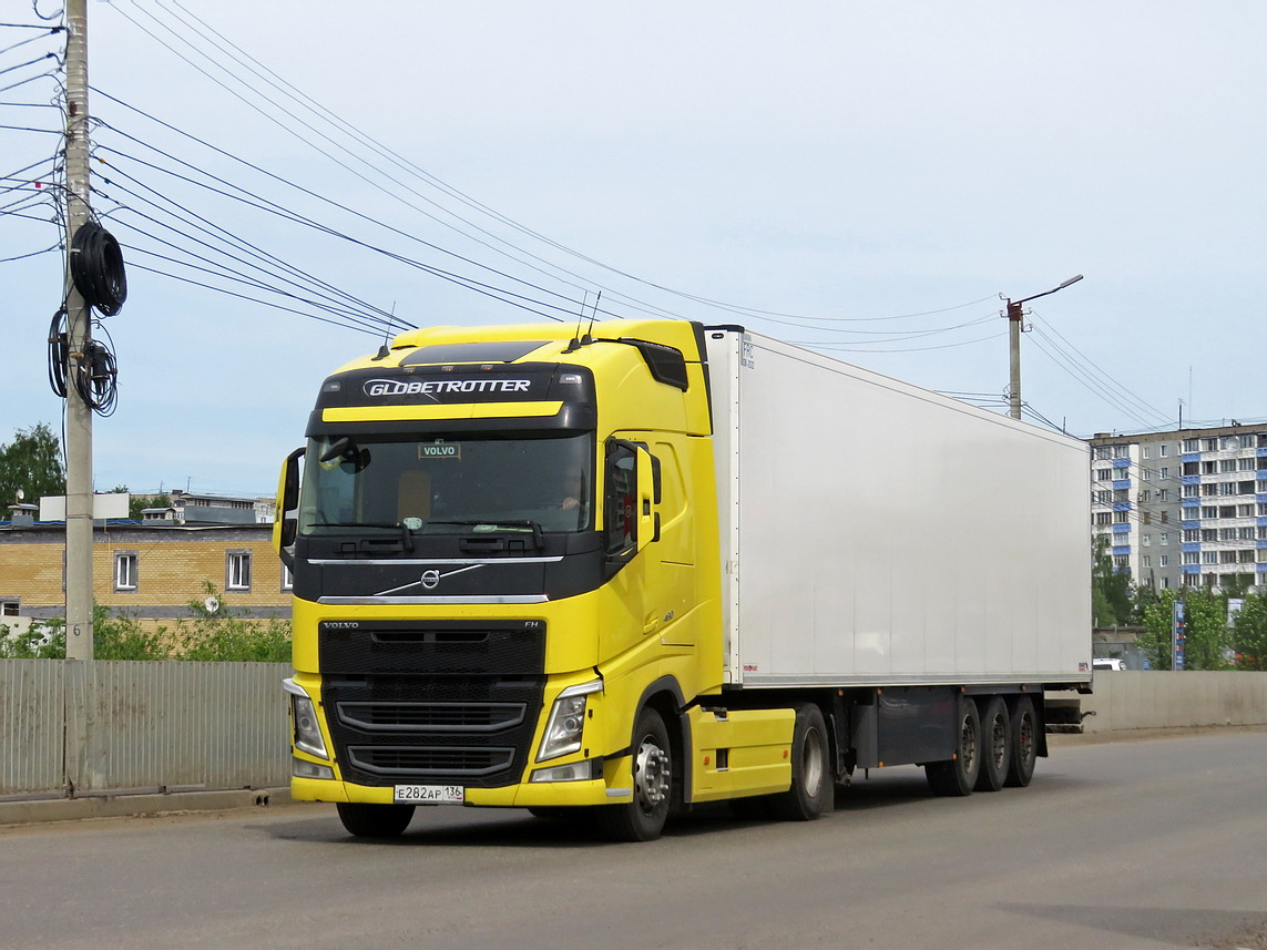 Воронежская область, № Е 282 АР 136 — Volvo ('2012) FH.460 [X9P]