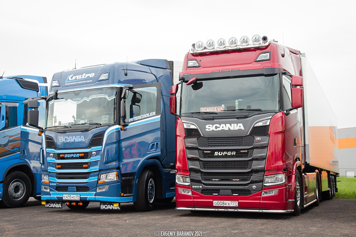 Калининградская область, № С 415 НО 39 — Scania ('2016) R500; Москва, № О 008 КХ 777 — Scania ('2016) S620; Московская область — Фестиваль Truckfest 2021 — май