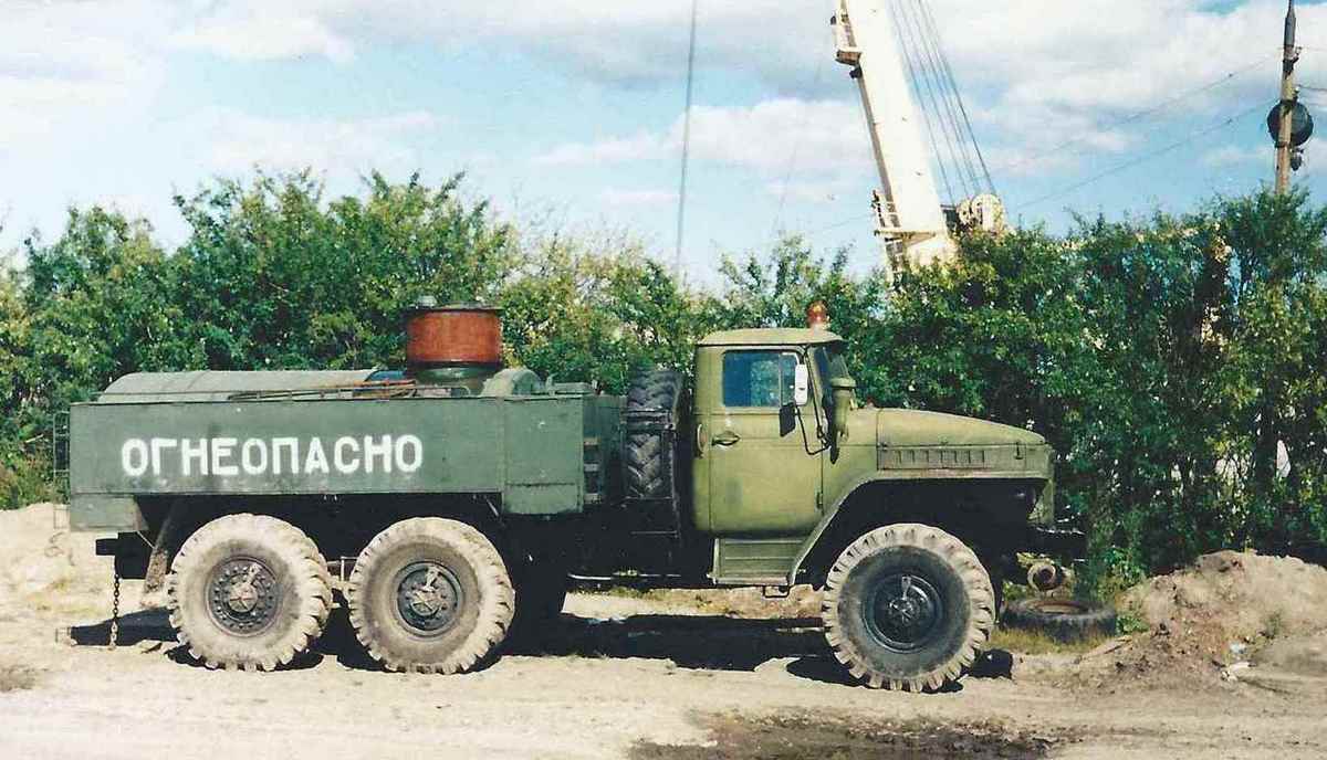 Санкт-Петербург — Исторические фотографии (Автомобили)