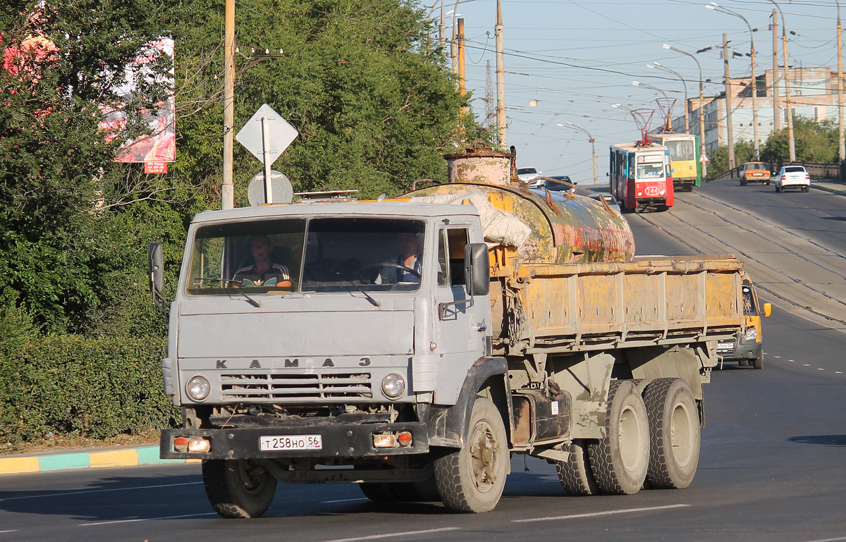 Оренбургская область, № Т 258 НО 56 — КамАЗ-5320