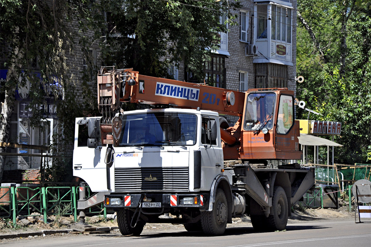 Алтайский край, № К 182 РТ 22 — МАЗ-5337A2