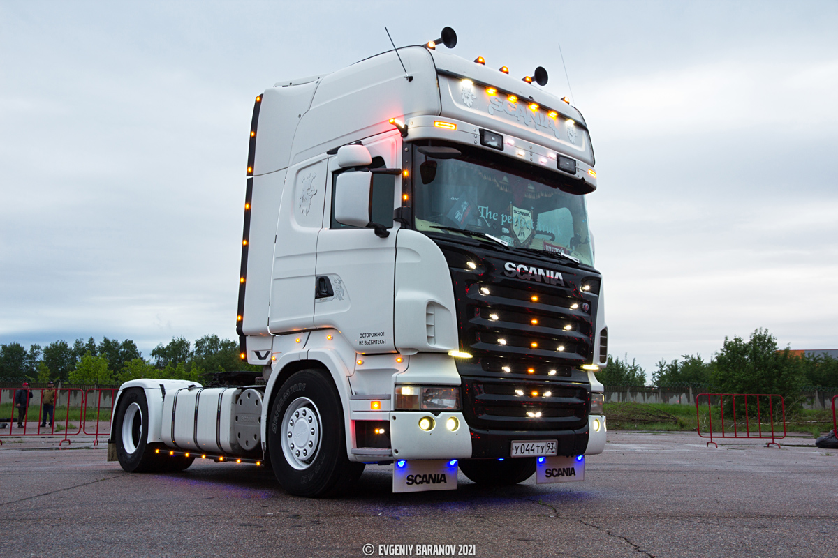 Краснодарский край, № У 044 ТУ 93 — Scania ('2004) R420; Московская область — Фестиваль Truckfest 2021 — май