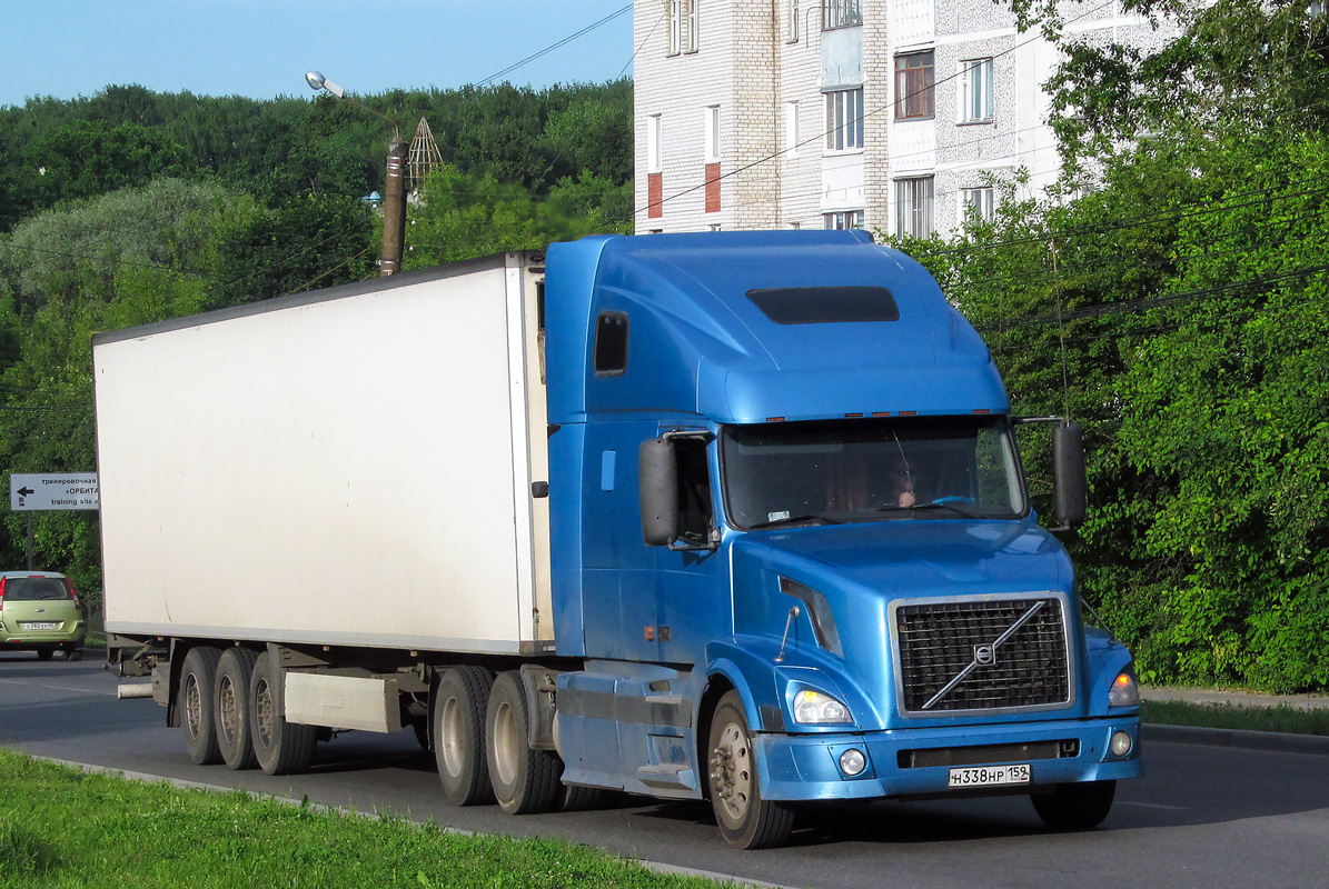 Пермский край, № Н 338 НР 159 — Volvo VNL670