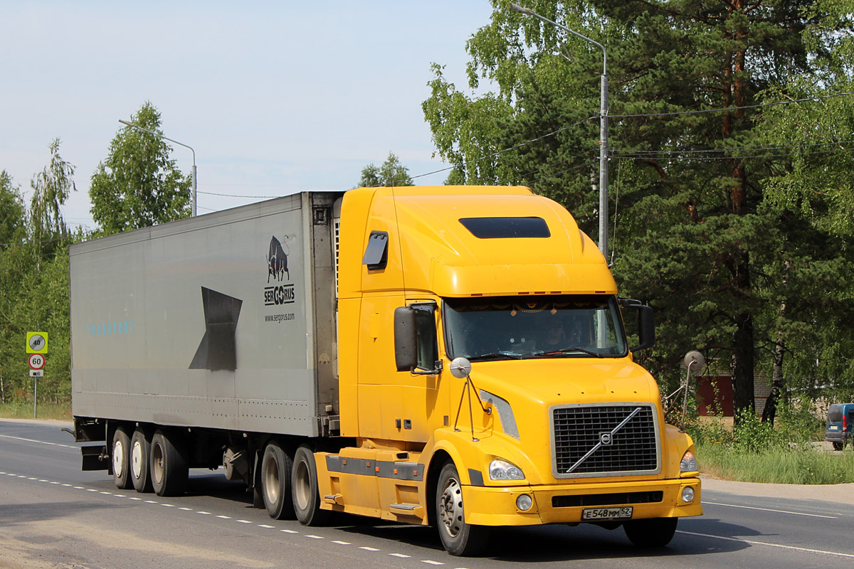 Нижегородская область, № Е 548 ММ 52 — Volvo VNL670