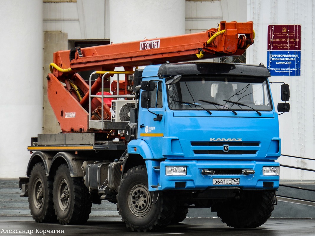 Самарская область, № В 641 СЕ 763 — КамАЗ-43118 (общая модель)