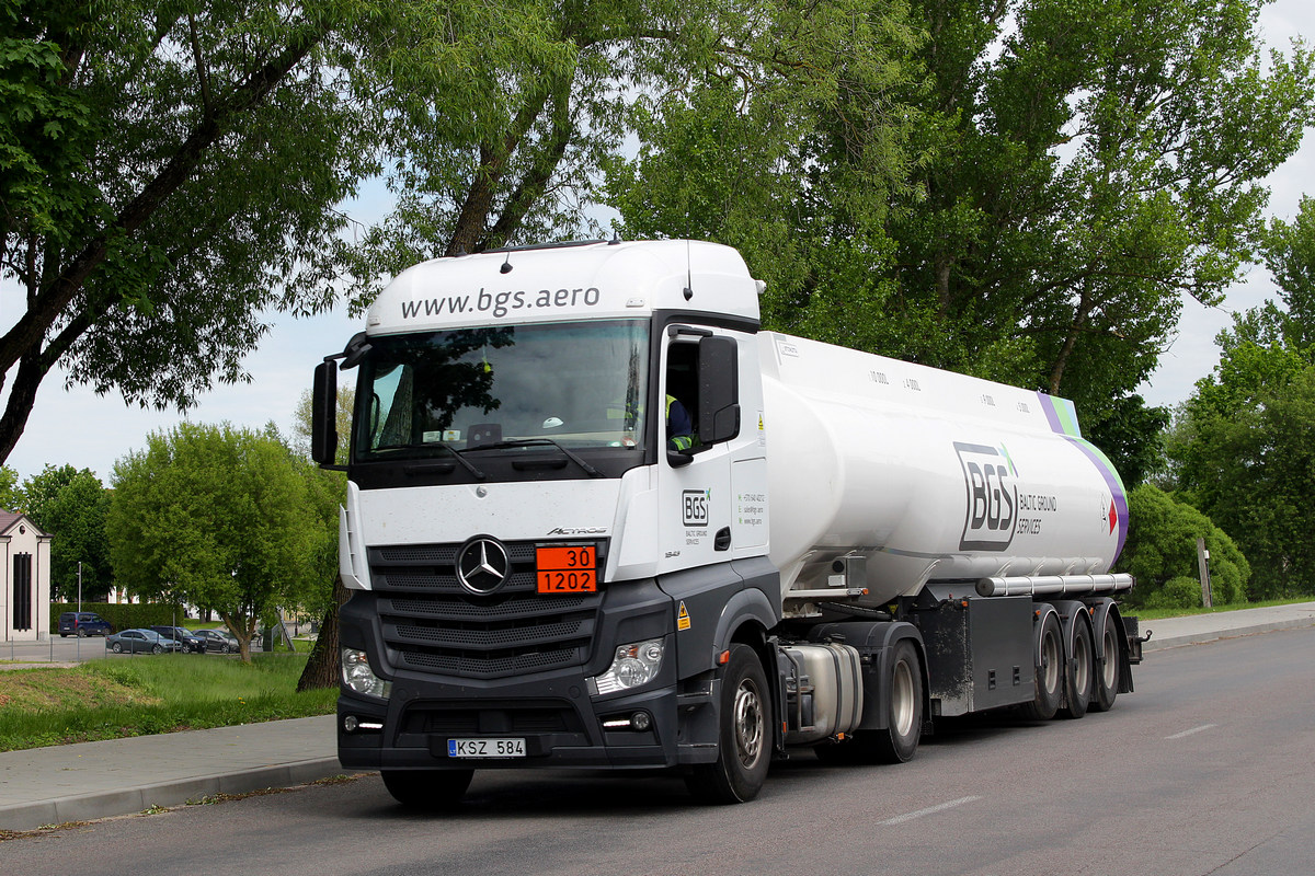 Литва, № KSZ 584 — Mercedes-Benz Actros ('2011) 1843