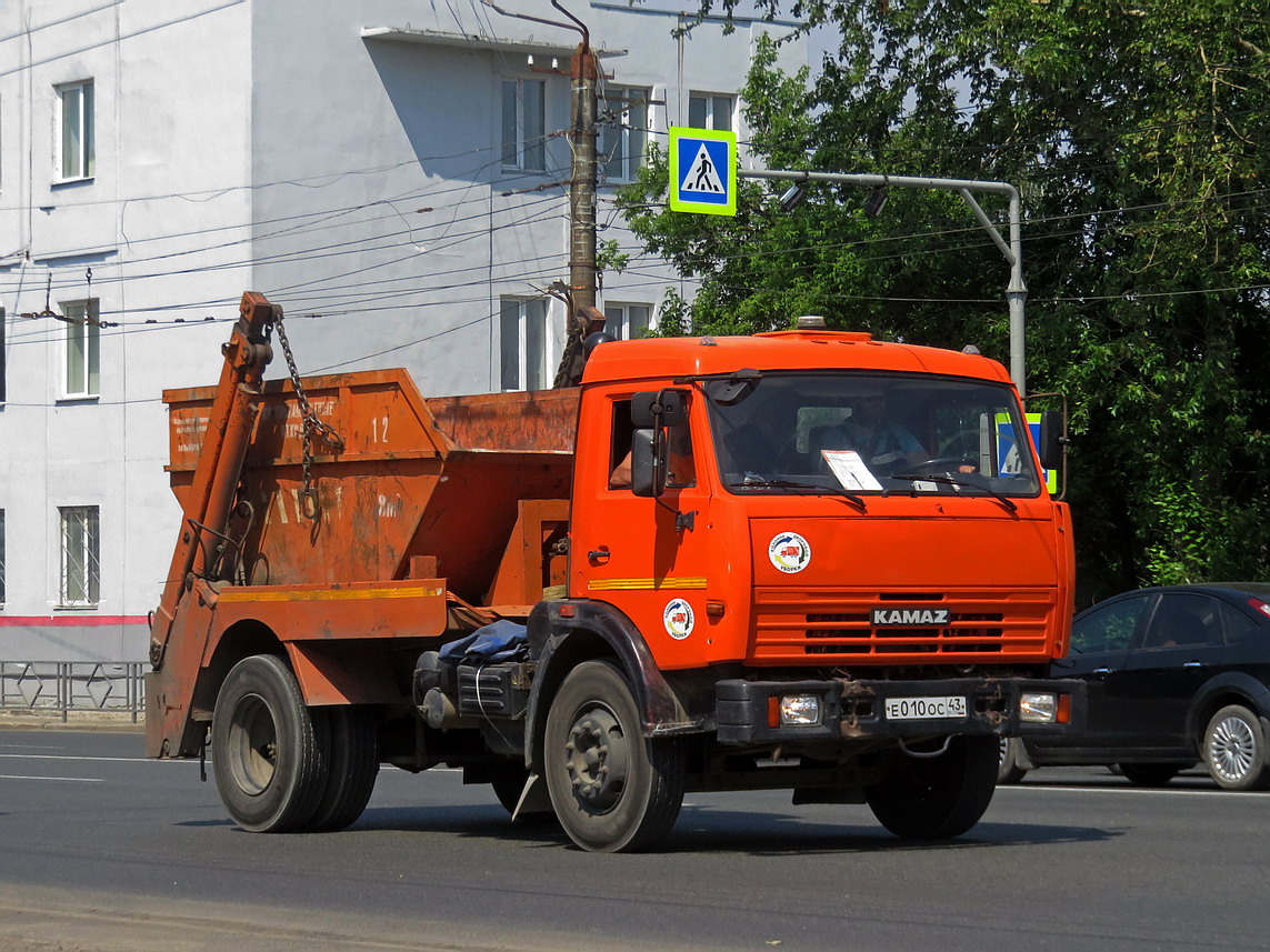 Кировская область, № Е 010 ОС 43 — КамАЗ-43253-A3