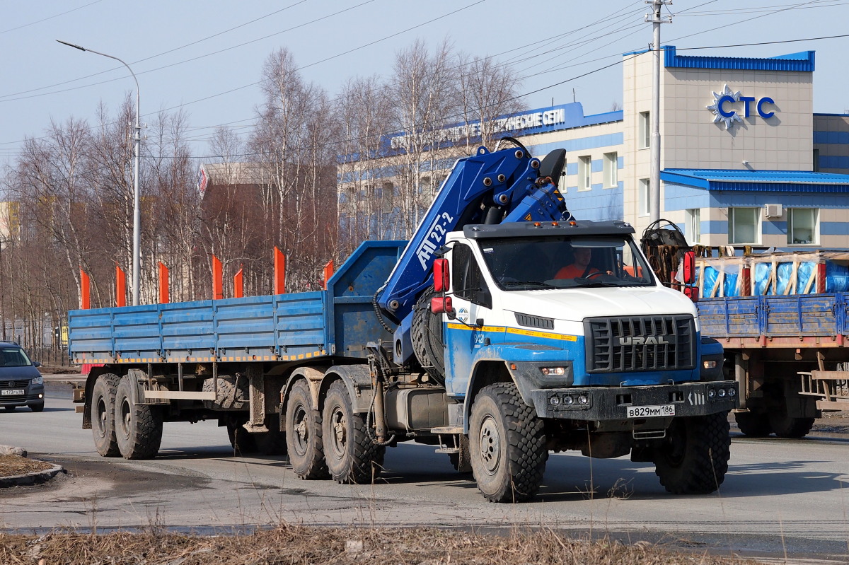 Ханты-Мансийский автоном.округ, № В 829 ММ 186 — Урал NEXT 4320-72