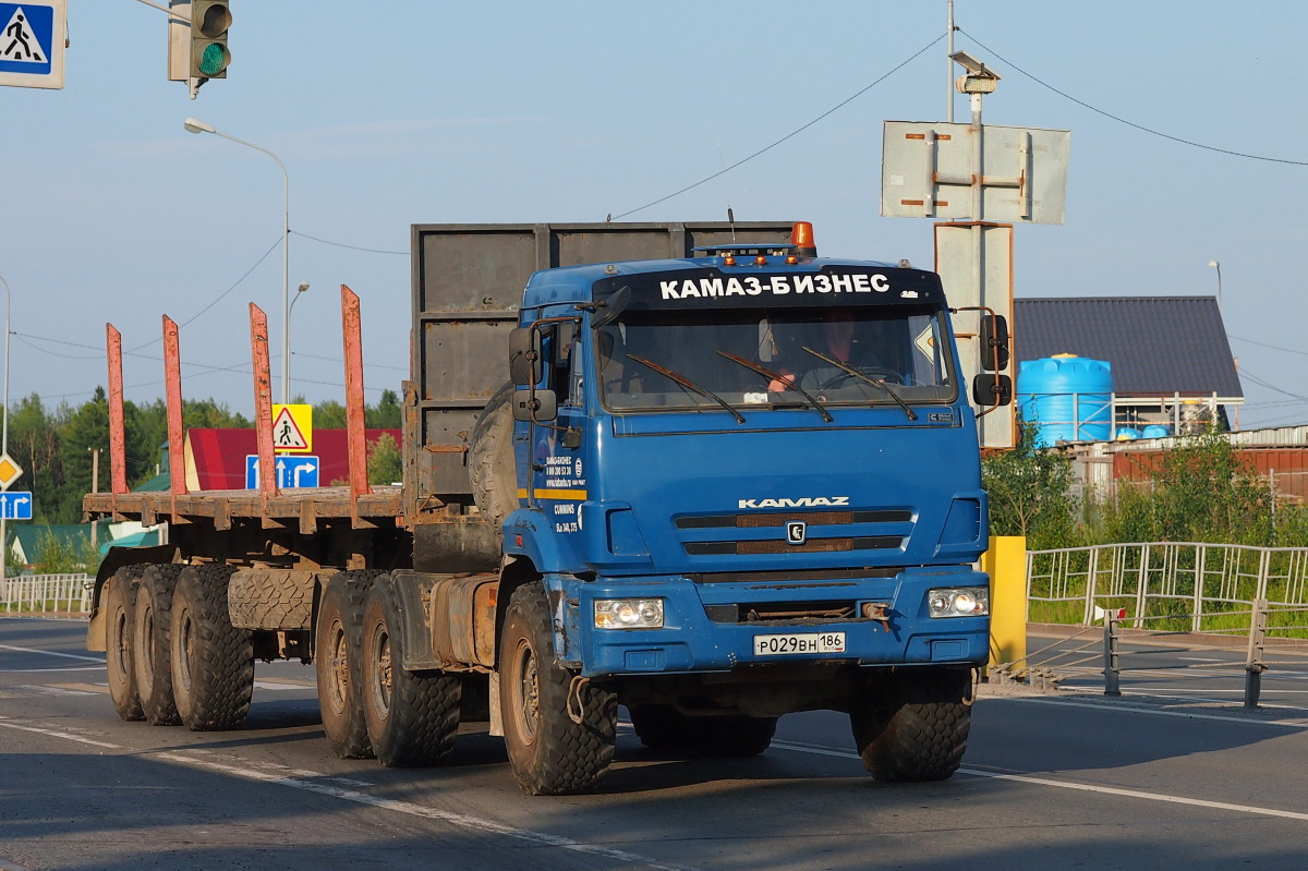 Ханты-Мансийский автоном.округ, № Р 029 ВН 186 — КамАЗ-44108-RF [44108F-R]