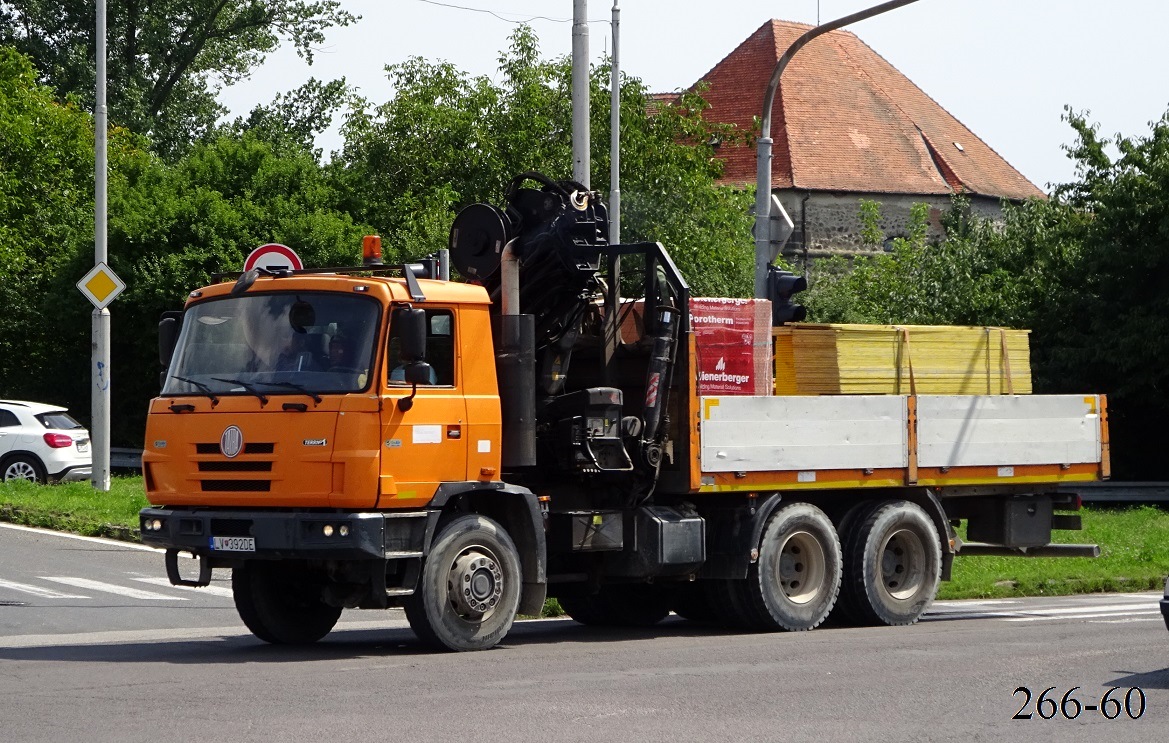 Словакия, № LV-392DE — Tatra 815 TerrNo1 (общая модель)