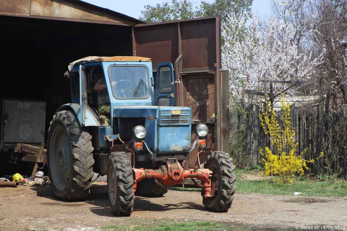 Волгоградская область, № (34) Б/Н СТ 0004 — Т-40АМ