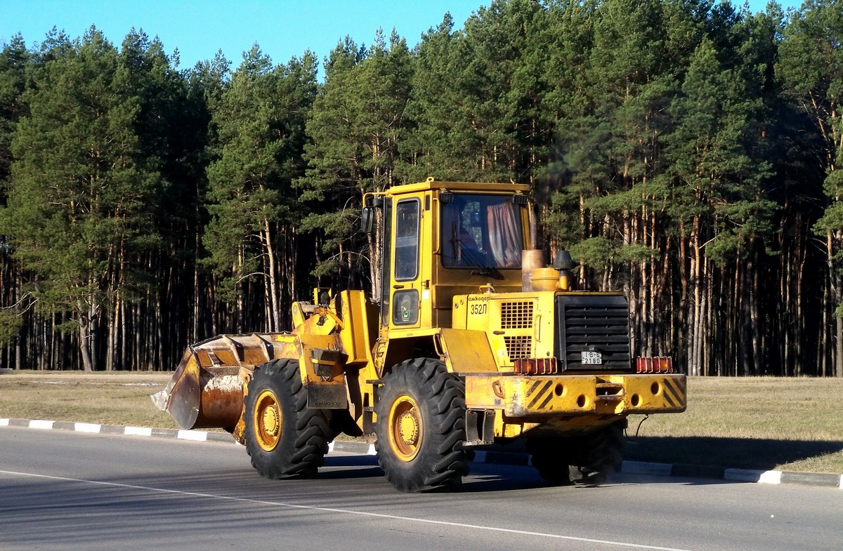 Могилёвская область, № IВ-6 2180 — Амкодор-352