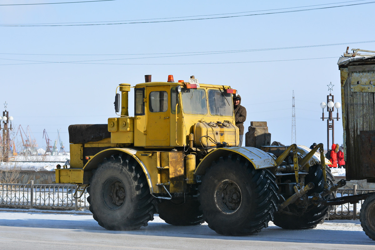 Саха (Якутия), № 7792 РК 14 — К-700А, К-701