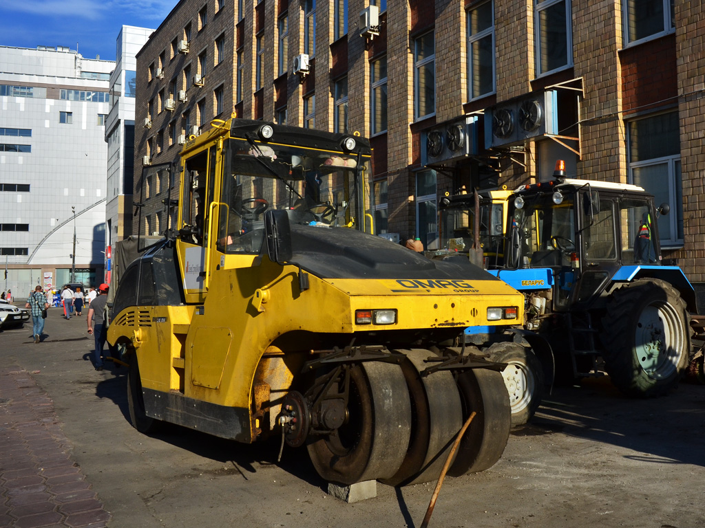 Москва, № (77) Б/Н СТ 0020 — Bomag BW 24 RH