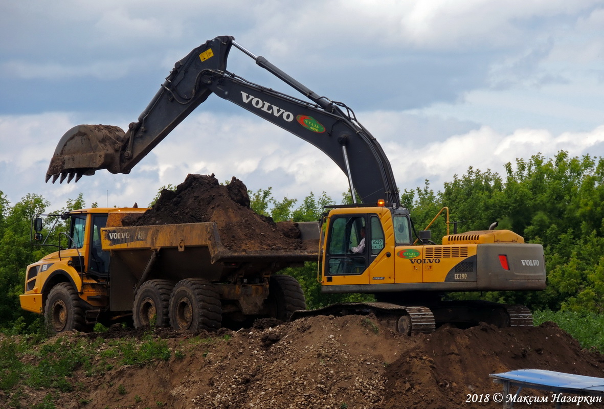 Москва, № 8529 ВХ 77 — Volvo EC290