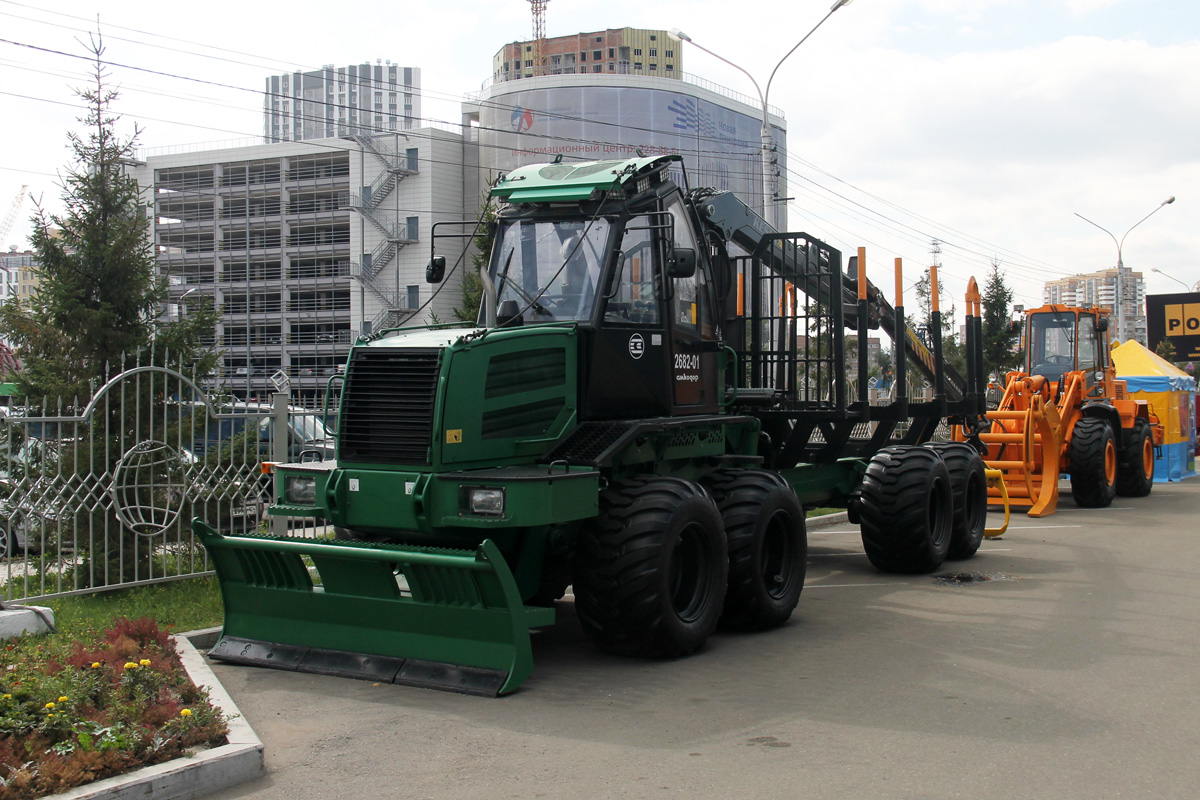 Красноярский край, № (24) Б/Н СТ 0023 — Амкодор 2682-01; Красноярский край — Выставка "Эксподрев-2017"