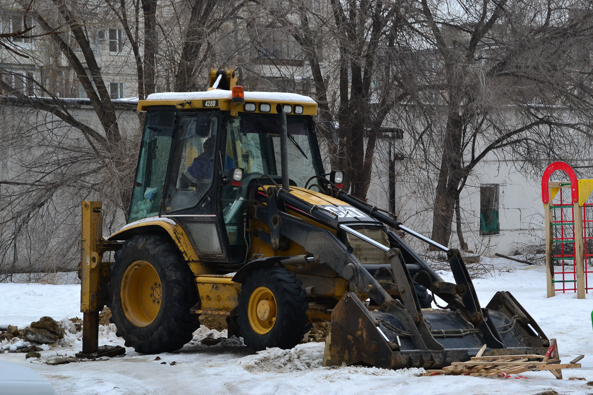 Волгоградская область, № 8285 ВМ 34 — Caterpillar 428