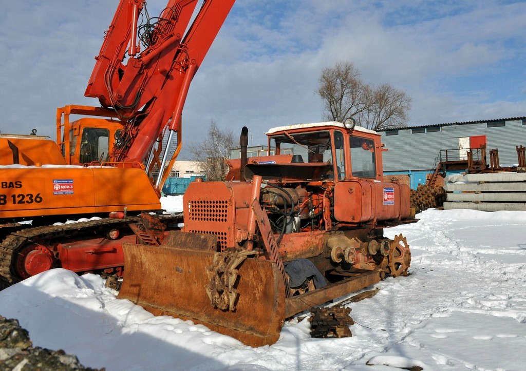 Москва, № (77) Б/Н СТ 0061 — ДТ-75МВ, ДТ-75Д (двигатель А-41)