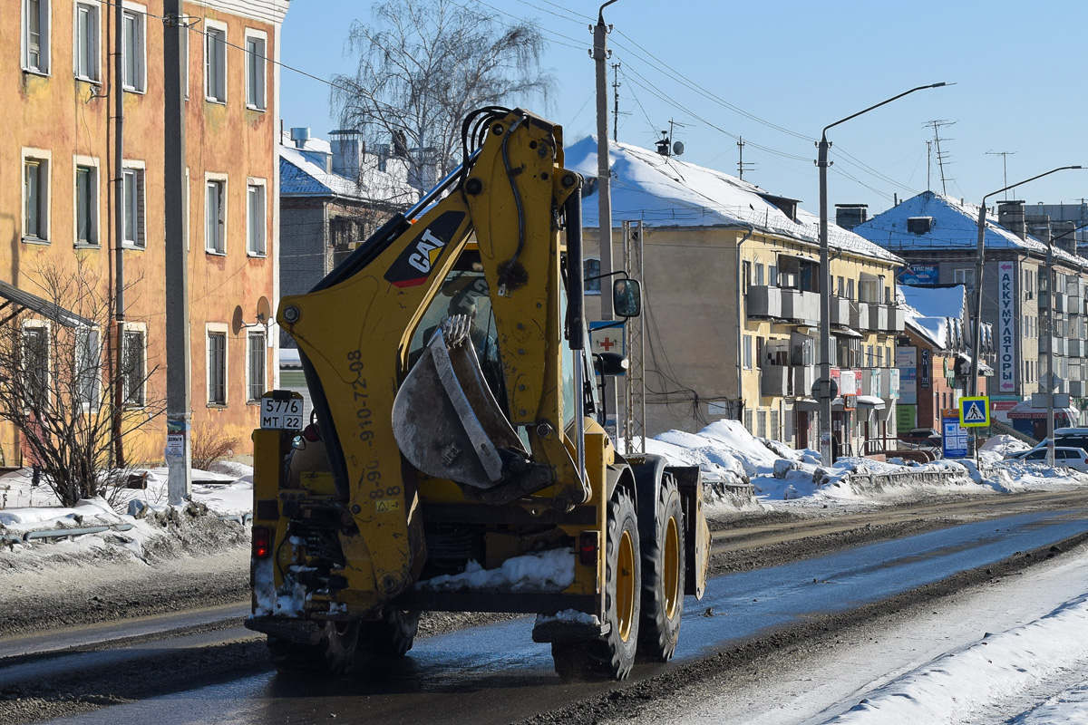 Алтайский край, № 5776 МТ 22 — Caterpillar 434