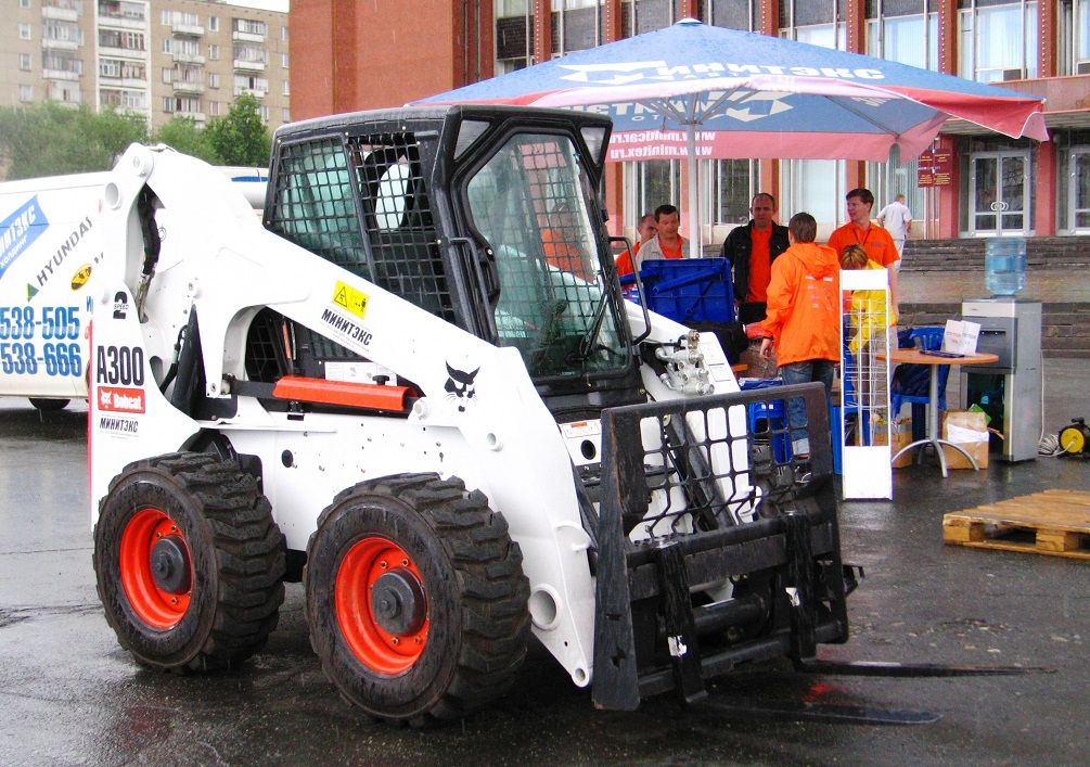 Удмуртия, № (18) Б/Н СТ 0032 — Bobcat A300