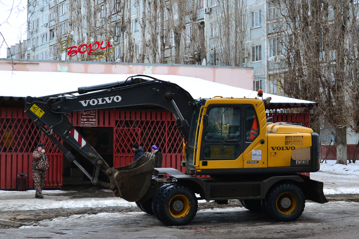 Волгоградская область, № 9287 СН 34 — Volvo EW145