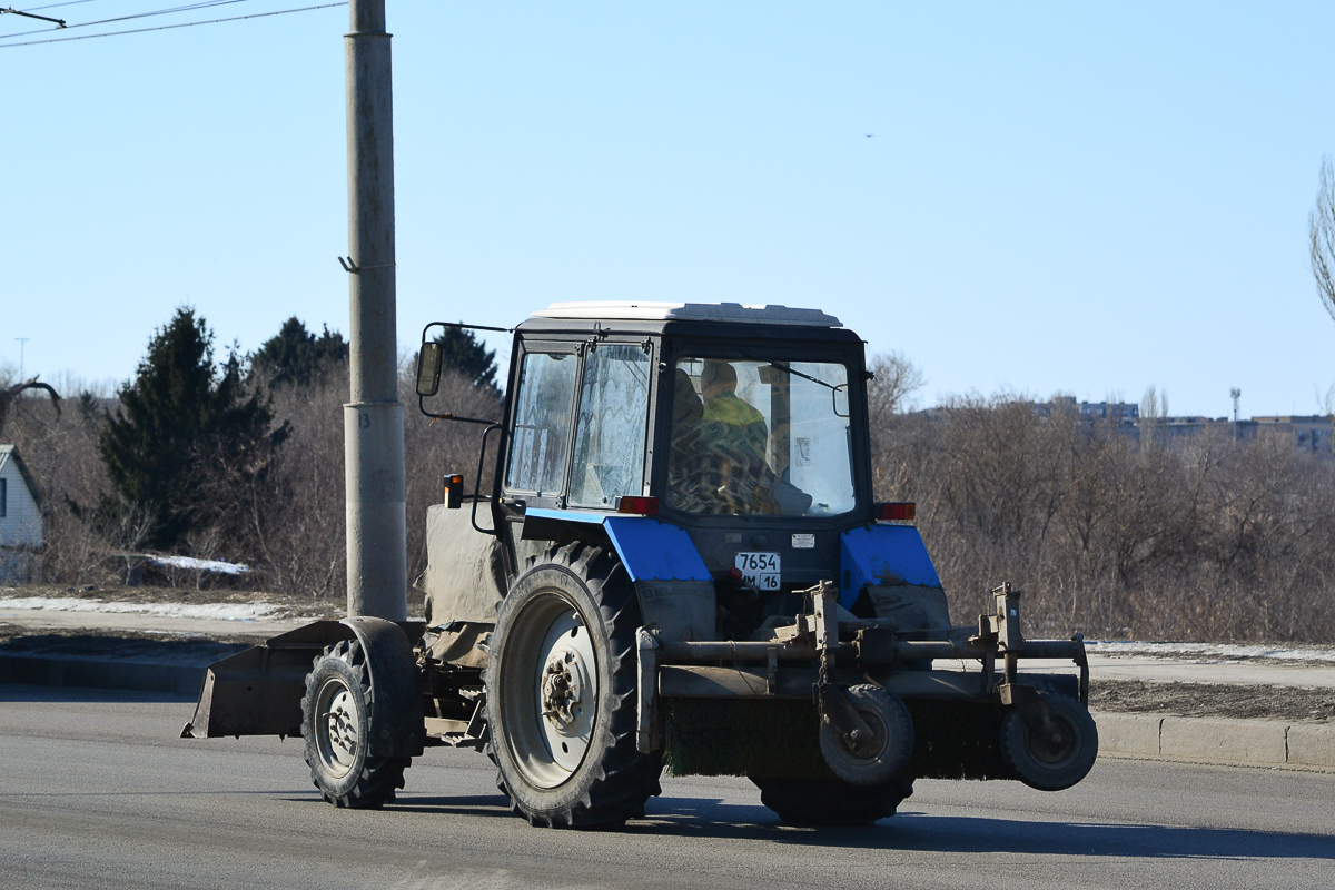 Волгоградская область, № 7654 ММ 16 — Беларус-82.1