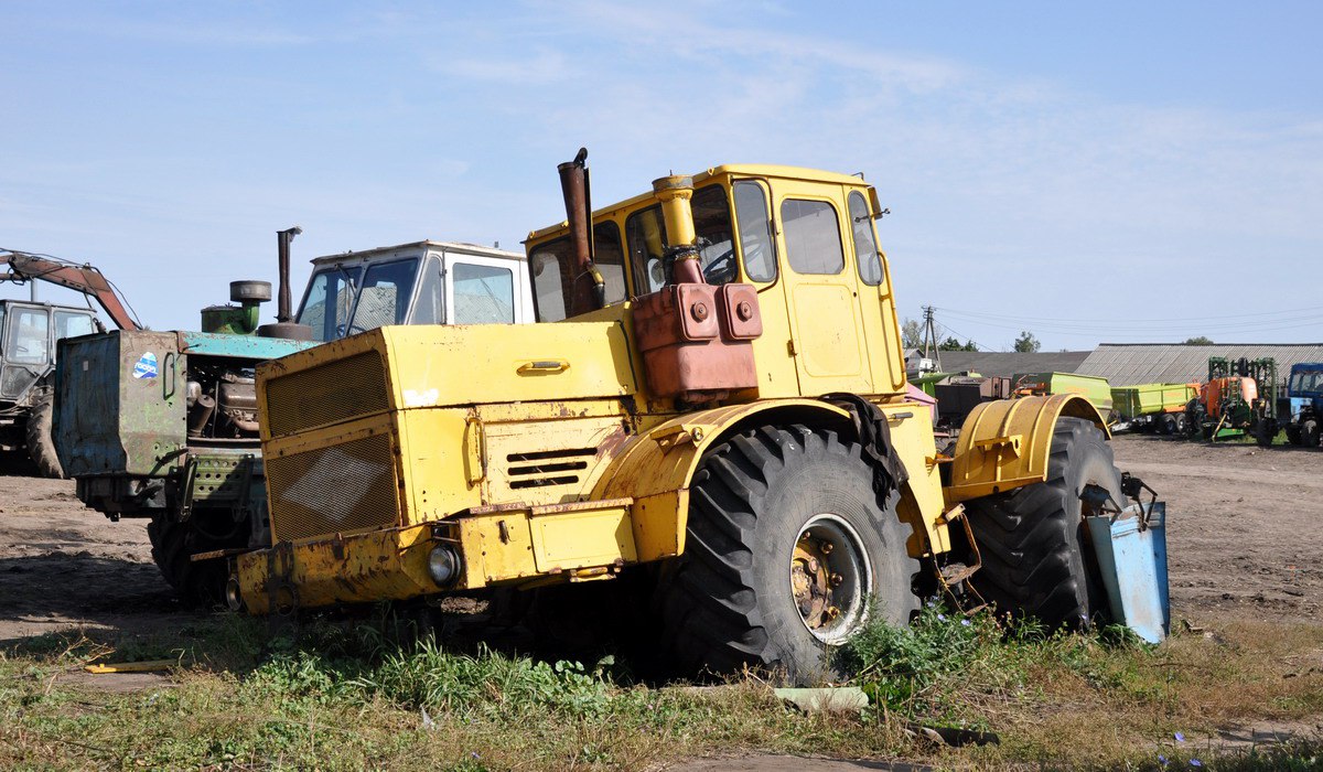 Рязанская область, № 9320 РУ 62 — К-700А, К-701