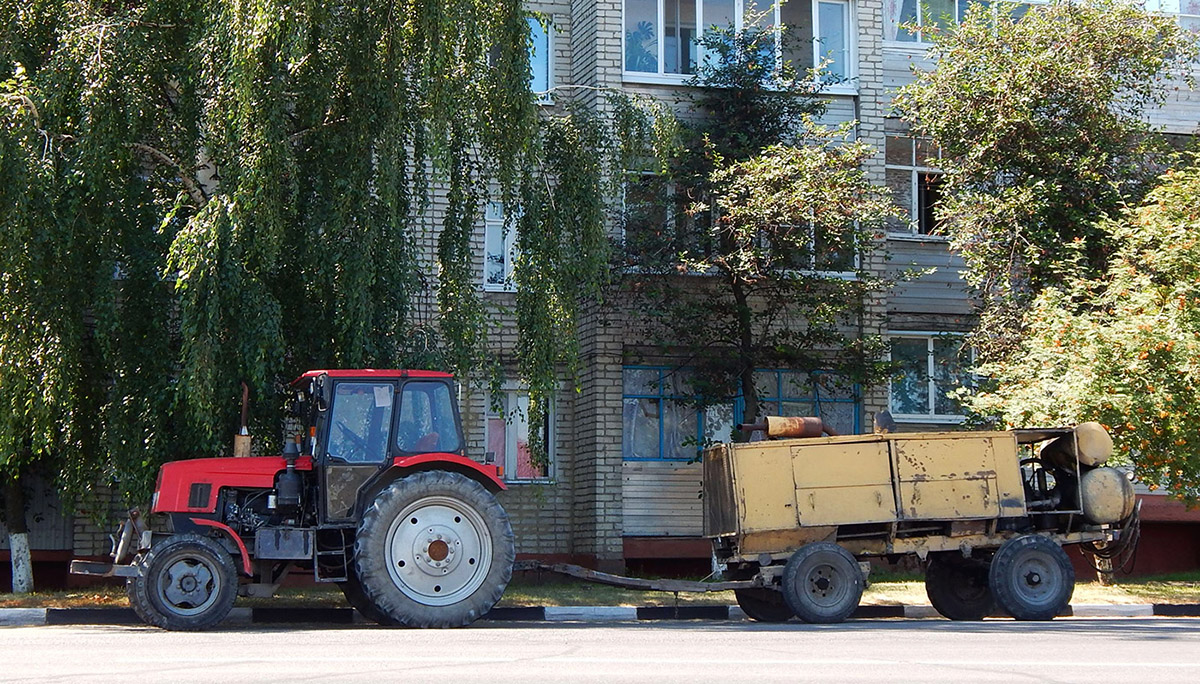 Белгородская область, № 0490 ЕТ 31 — ЛТЗ-60А; Белгородская область, № (31) Б/Н ПР 0008 — 2ПТС-4 (общая модель); Прицепы дорожные — Прицепы дорожные (общая)