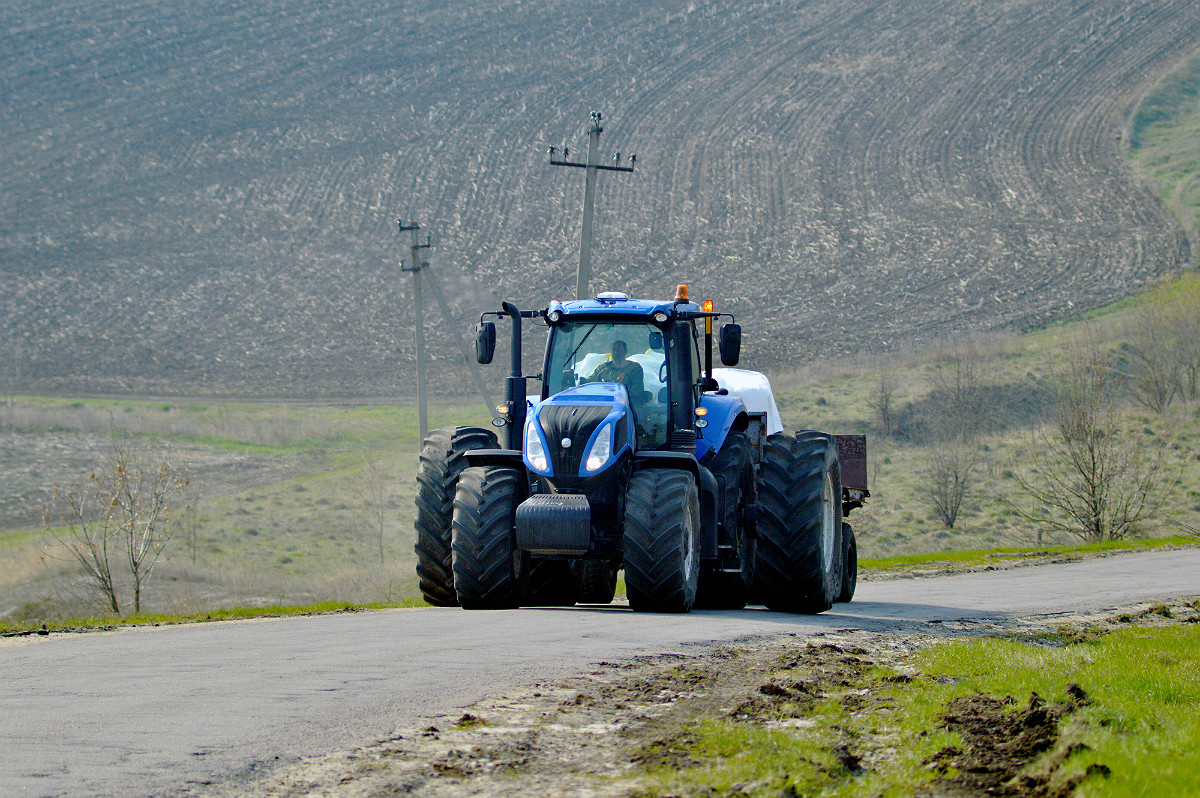 Воронежская область, № 0612 ВМ 36 — New Holland T8.390