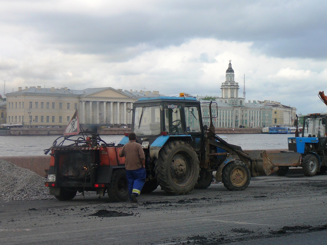 Санкт-Петербург, № 6564 РЕ 78 — Беларус-82.1; Прицепы дорожные — Прицепы дорожные (общая)