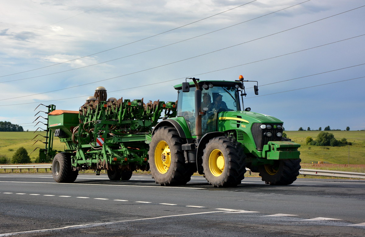 Рязанская область, № (62) Б/Н СТ 0058 — John Deere 7830; Прицепы сельскохозяйственные — Посевные комплексы (общая)