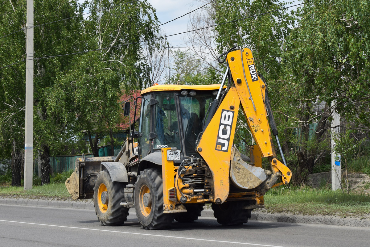 Алтайский край, № 3246 НТ 54 — JCB 3CX