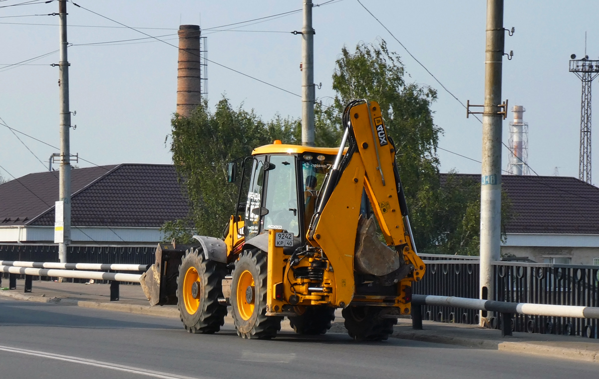 Калужская область, № 9242 КР 40 — JCB 4CX