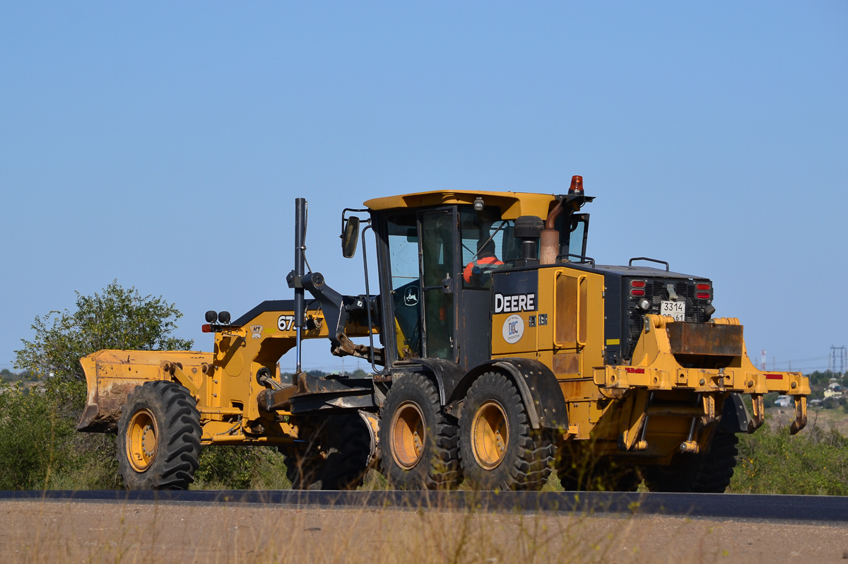 Волгоградская область, № 3314 ОР 61 — John Deere 672G